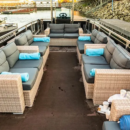 Yachter Club Modra Cajka ברטיסלאבה