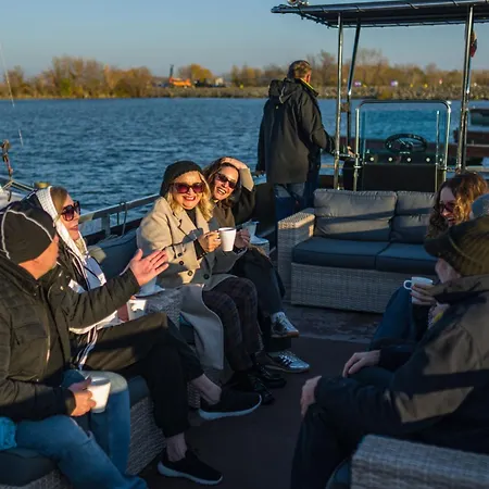 Yachter Club Modra Cajka