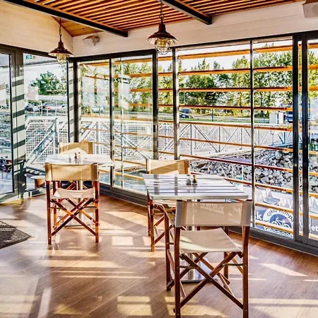 Yachter Club Modra Cajka 布拉迪斯拉发