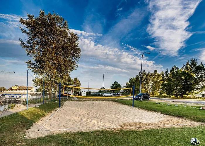 Hotel na wodzie Yachter Club Modra Cajka 3*