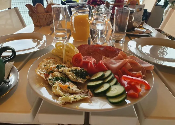 Botel Yachter Club Modra Cajka