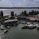Yachter Club Modra Cajka 3* Μπρατισλάβα