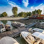 Yachter Club Modra Cajka Μπρατισλάβα