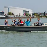 Πλωτό κατάλυμα Yachter Club Modra Cajka 3*