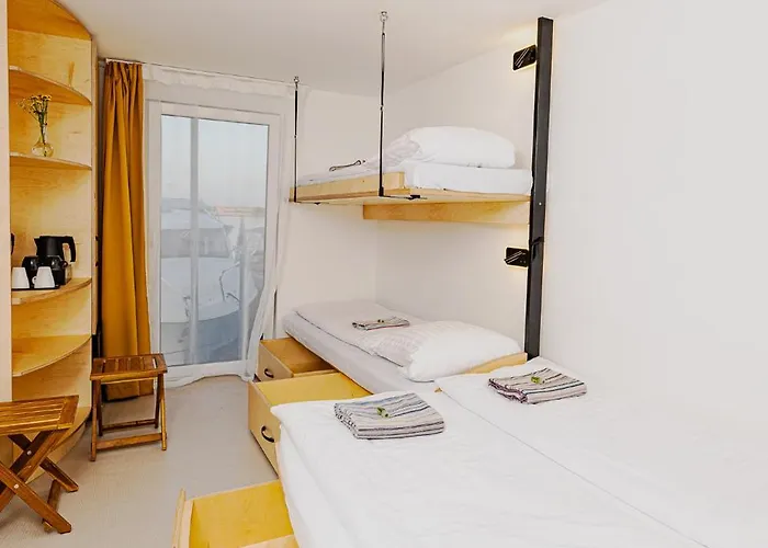 Yachter Club Modra Cajka Botel Pressburg